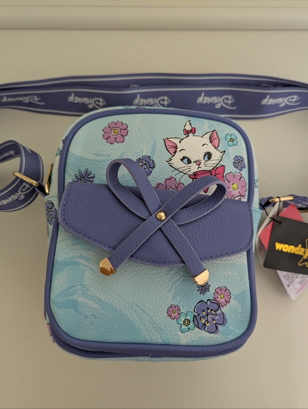 NWT! WondaPOP Disney The Aristocats Marie 8" Vegan Leather Crossbody Bag